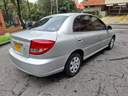 Kia Rio 1.5 Stylus Ls mecánico