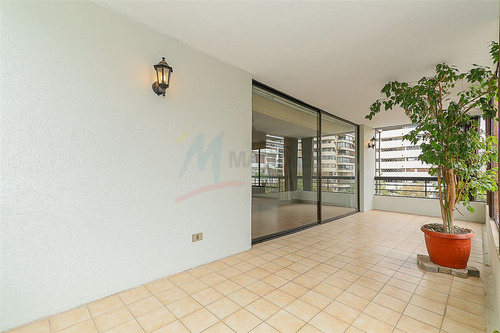 Departamento En Venta De 3 Dorm. En Las Condes