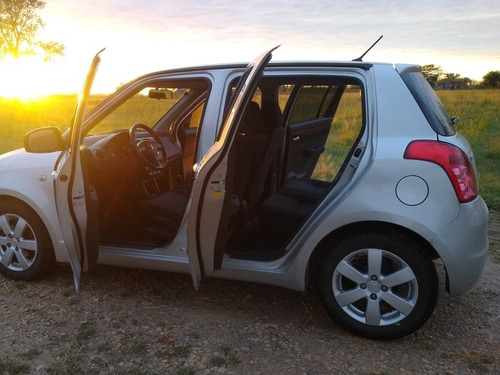 Imagen 19 de 19 de Suzuki Swift 2009 1.5 N