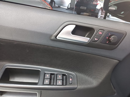 Imagem 13 de 16 de Volkswagen Polo Sedan