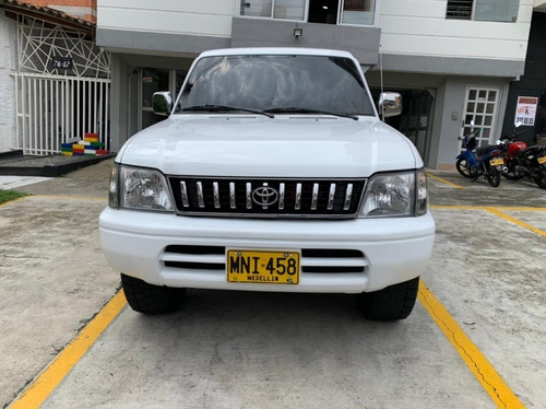 Toyota Prado 2.7 Sumo
