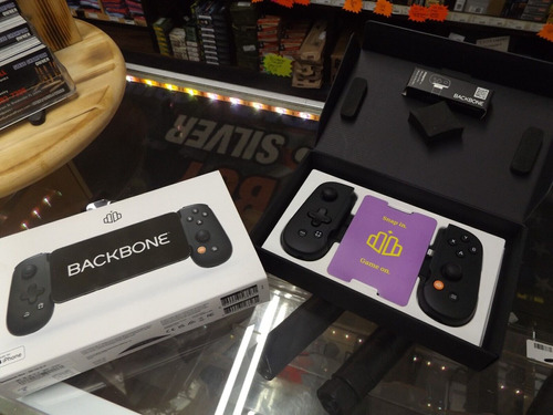 Backbone One Mobile Gaming Controller For iPhone