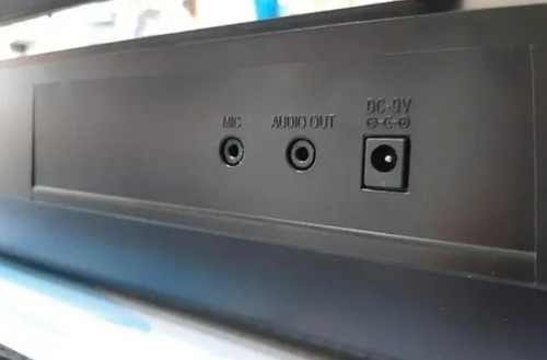 Imagen 3 de 4 de Teclado 61 Teclas Piano Mls-6639 Musical + Atril + Microfono