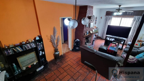 Hermosa Casa En Venta, Barrio La Loma, Del Viso