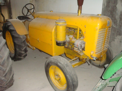 Imagen 1 de 2 de Tractor Antiguo Leroi 1956