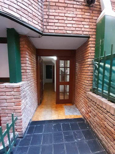 Venta De Depto Balcon Con Asador - 1 Dorm - Nueva Cordoba