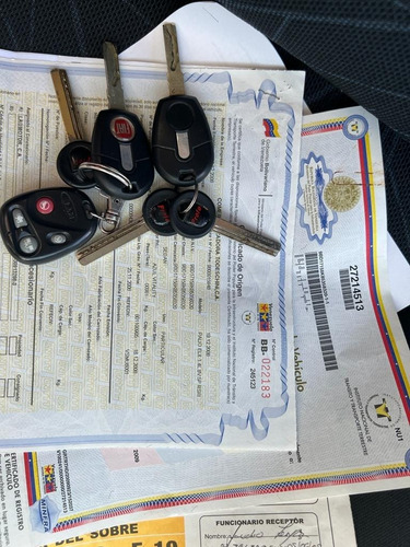 Imagen 13 de 14 de Fiat Palio Elx