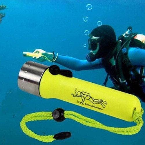 Linterna Acuática Submarina Buceo Led Cree Brillante 