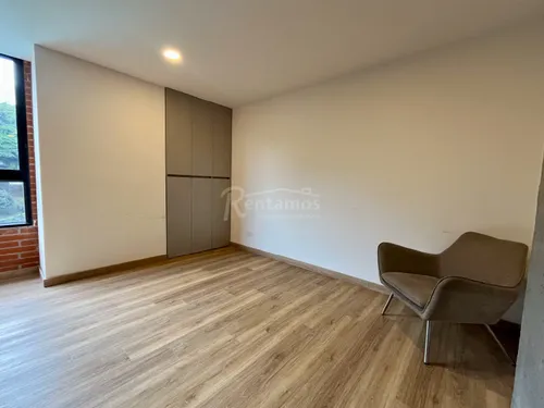 Apartaestudio En Venta En Mayorca. Cod V776026