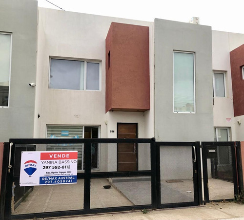 Dúplex En Venta Rada Tilly 2 Dormitorios Con Patio