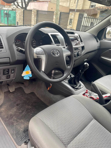 Imagen 13 de 13 de Toyota Hilux 3.0 Cd Sr 171cv 4x2 - B3 2015