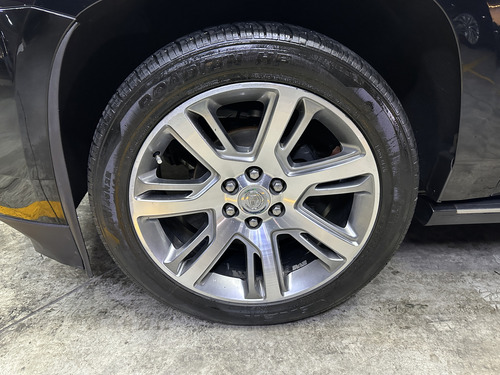 Cadillac Escalade 6.2 Plinum 4x4 At