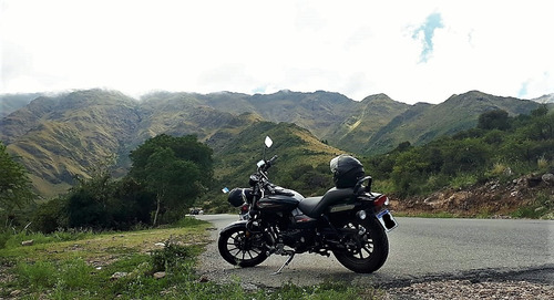 Imagen 8 de 16 de Bajaj Avenger Street 220