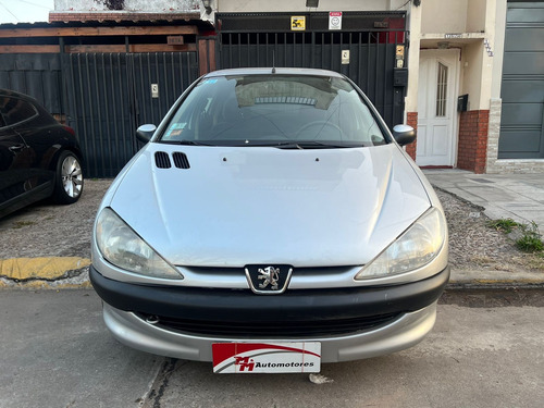 Peugeot 206 1.6 Xr Premium