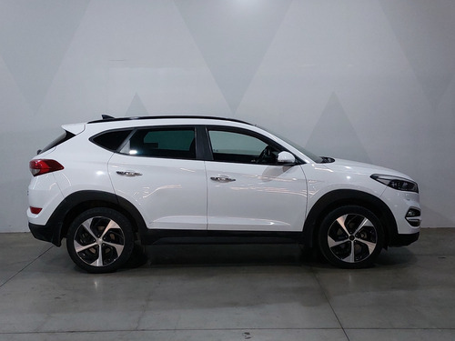 Hyundai Tucson 2.0 Limited Tech Navi At