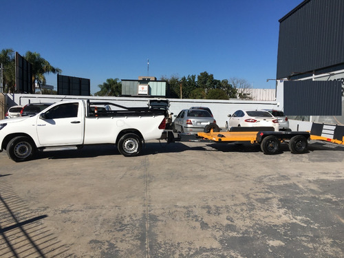 Toyota Hilux Cs Cabina Simple 4x2 + Trailer (opcional)