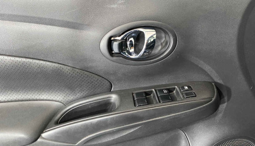 Imagen 8 de 15 de 118438 - Nissan Versa 2017 Con Garantía