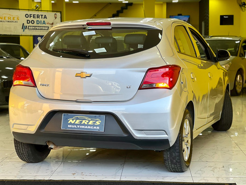 Chevrolet Onix 1.0 Lt 5p