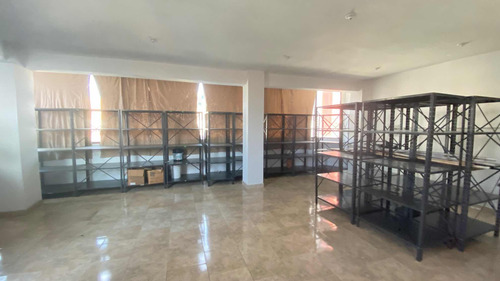 Local Comercial En Alquiler Puerto La Cruz Calle Libertad