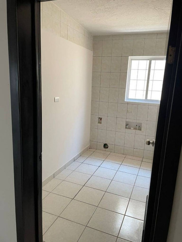 Imagen 6 de 18 de Casa En Venta Con Excelente Ubicacion