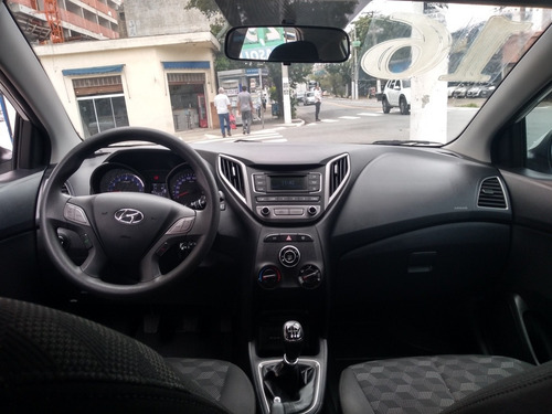 Hyundai Hb20 2016 1.6 Comfort Plus Flex 5p