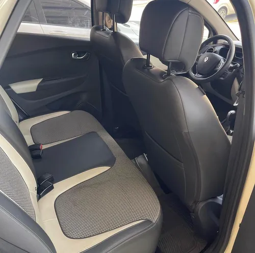 Renault Captur 2.0 Intens Automática