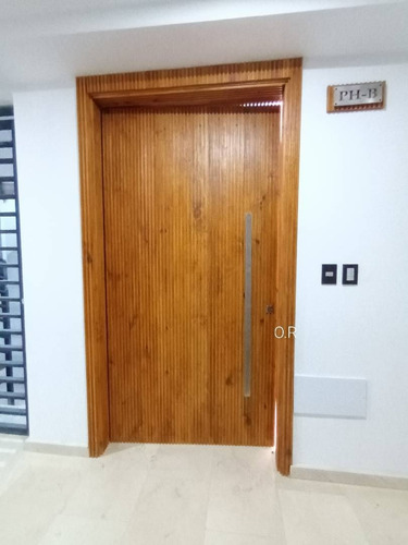 Imagen 26 de 28 de Leal Pérez Vende Penthouse Duplex En Sabana Larga Sevilla Real Torre A