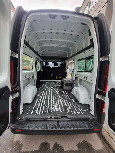 Renault Trafic 1.6 L2H2 Techo Alto Carga