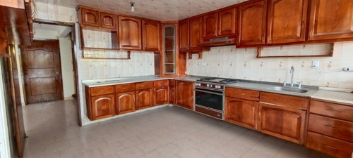 En Venta Casa Ubicada En Enrique Añorve 254san Pedro Xalpa,azcapotzalco Con Cercania A Parque Tezozomoc, Av. Gustavo Baz, Hopital General De Zona Imss,dr08