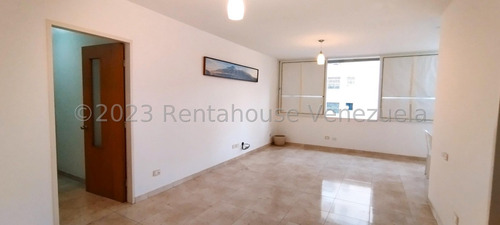 Apartamento En Alquiler - Los Chaguaramos - Mls #24-7231 Jg