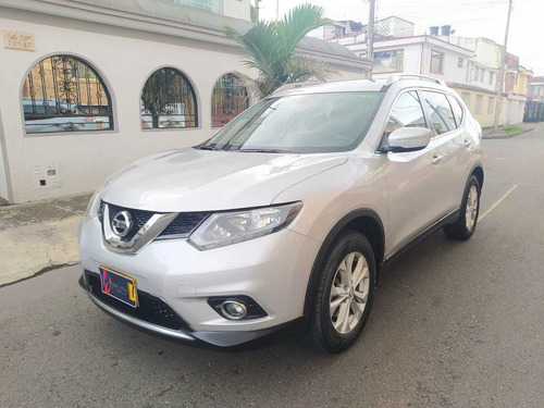 Nissan X-trail Advance 2.5 4x2 5p F.e Techo 7psj