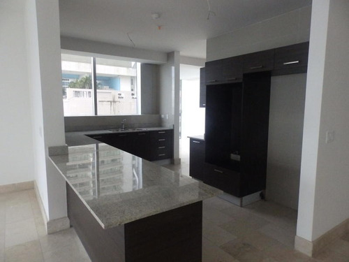 Imagen 4 de 14 de Venta De Apartamento En Grand Tower, Punta Pacífica 21-2006