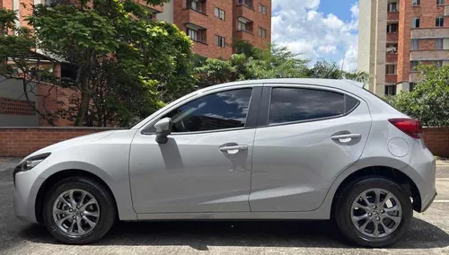 Mazda 2 New Touring 2024 1.5