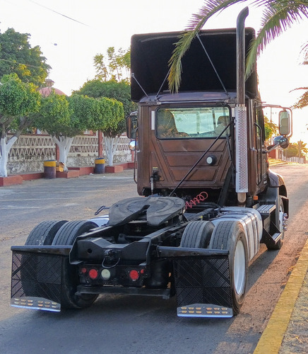 Excelente Tractocamion Mulita Mack Año 2012 Estándar 10 Velo