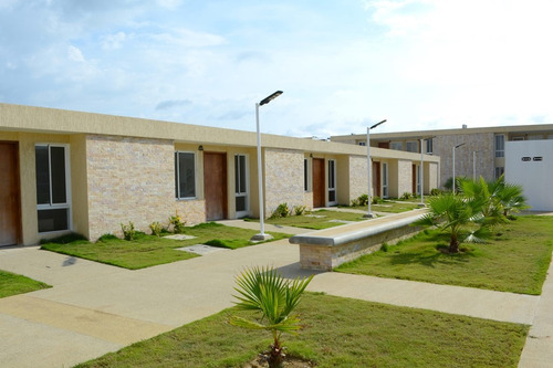 Apartamento En Res Cartago I En Tucacas Edo Falcón