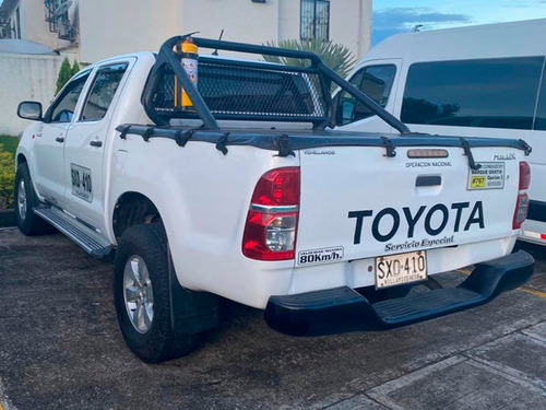 Toyota Hilux 2014