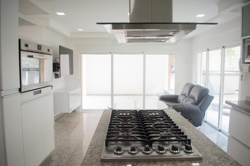 Imagen 11 de 30 de Magnifica Casa En Exclusiva Y Segura Urbanización En Alto Hatillo
