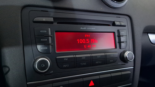 Audi A3 1.4 TFSI AMBIENTE PLUS S TRONIC