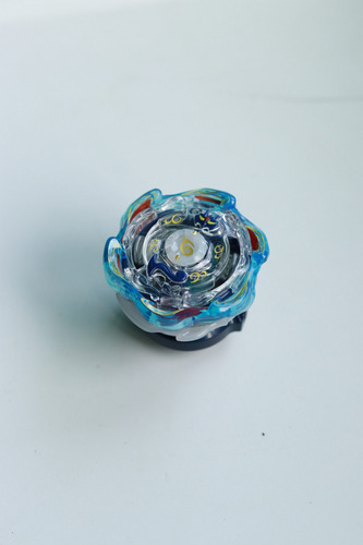Beyblade Burts Blast Ginnius (Usado)