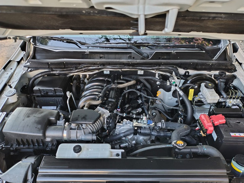 Nissan Frontier 2.5 Se Dc 4X2 Mt