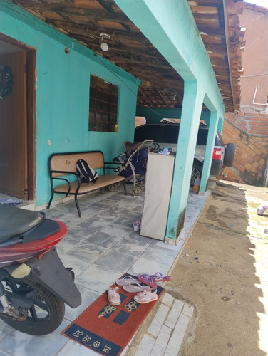 Vende - Se Casa No Centro Da Cidade De Ouvidor - Goiás