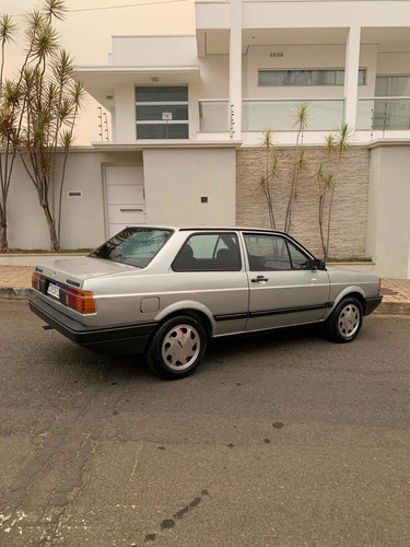 Imagem 4 de 15 de Volkswagen Voyage Gl 1989 - Placa Preta
