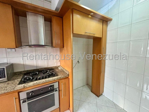 Marcos Gonzalez Alquila Apartamento Zona Este Amoblado Conectado A Planta Eléctrica Barquisimeto Lara #25-9197