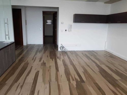 Imagen 2 de 6 de Oficina Venta / Metro Los Dominicos / Apoquindo / Patagonia