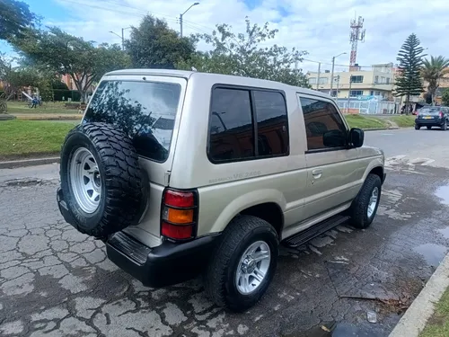 Mitsubishi Montero Mt 2400cc Aa 4x4