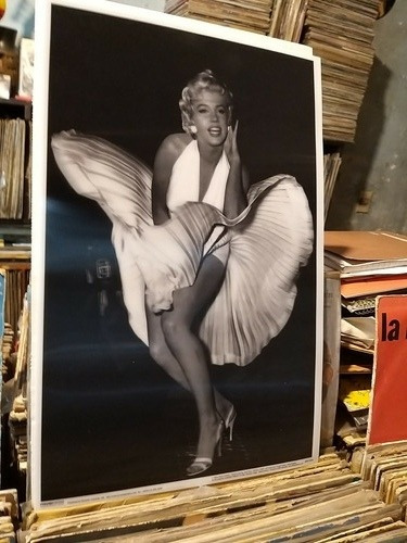 Marilyn Monroe Poster Tridimensional Made In Usa 28 X 44