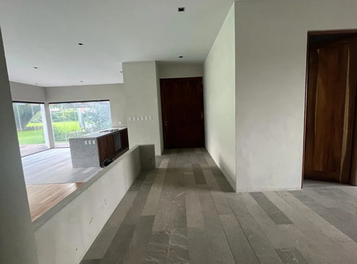 Casa En Venta En Valle De Bravo Avandaro (m2c300)