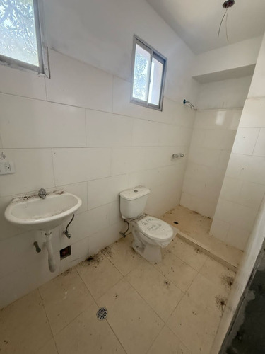 Apartamento En Venta En Residencias San Francisco Piso 1, Carrera 24 De Barrio Obrero / Ym