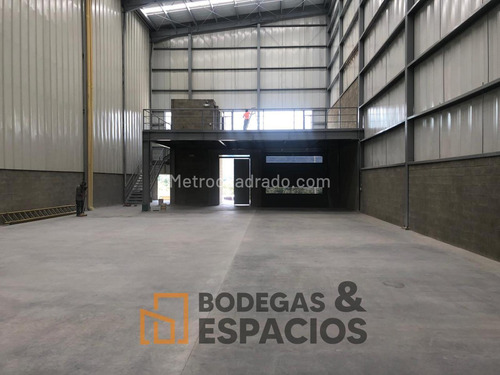 Bodega En Venta, Variante Copacabana