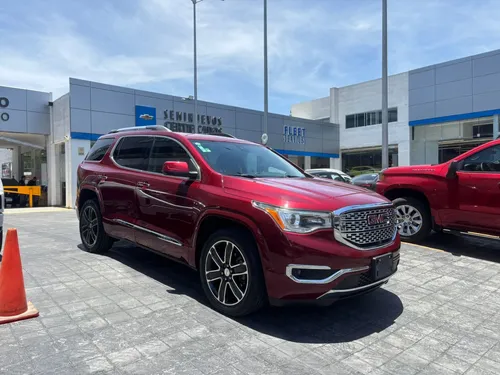 GMC Acadia 3.6 Denali 6 Pas. At